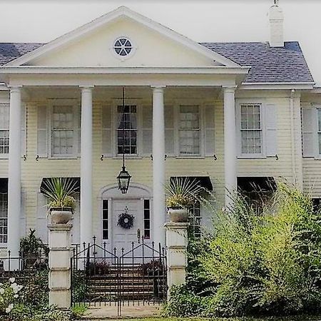 Bed and Breakfast The Lake Manor Morgantown Экстерьер фото
