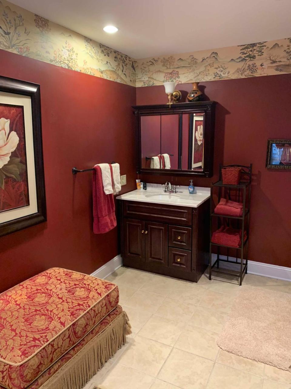 Bed and Breakfast The Lake Manor Morgantown Экстерьер фото