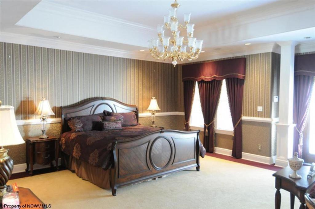 Bed and Breakfast The Lake Manor Morgantown Экстерьер фото